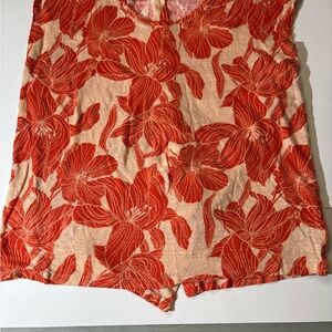 Tahari Red Floral Women Shorts